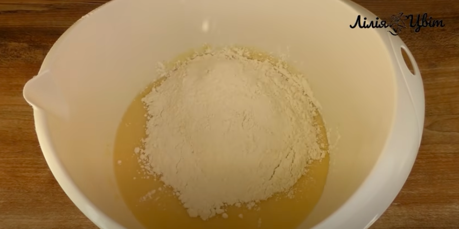 Рецепт дуже смачного манника. З таким пирогом і торта не потрібно!